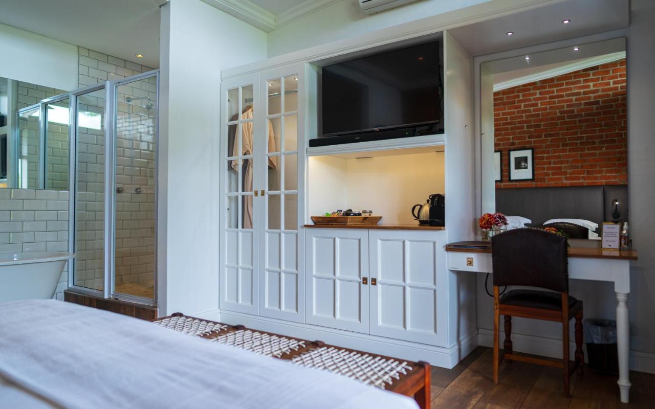 Liedjiesbos Urban Olive Farm Bed & Breakfast Bloemfontein Ngoại thất bức ảnh
