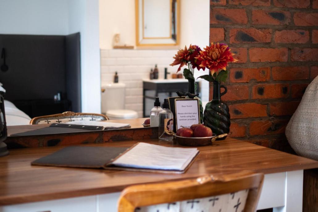 Liedjiesbos Urban Olive Farm Bed & Breakfast Bloemfontein Ngoại thất bức ảnh