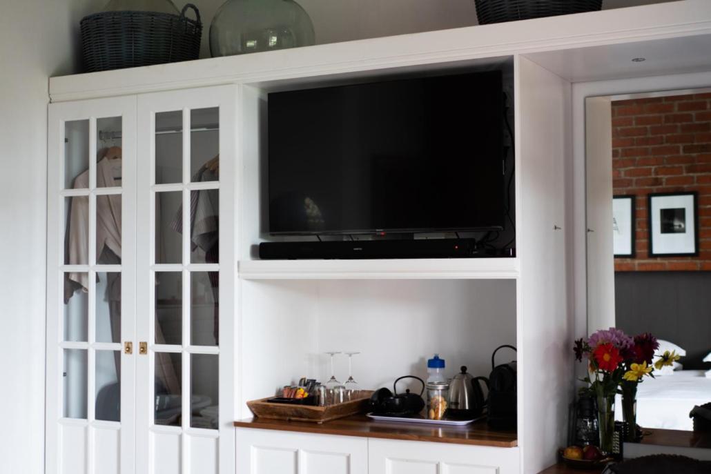 Liedjiesbos Urban Olive Farm Bed & Breakfast Bloemfontein Ngoại thất bức ảnh